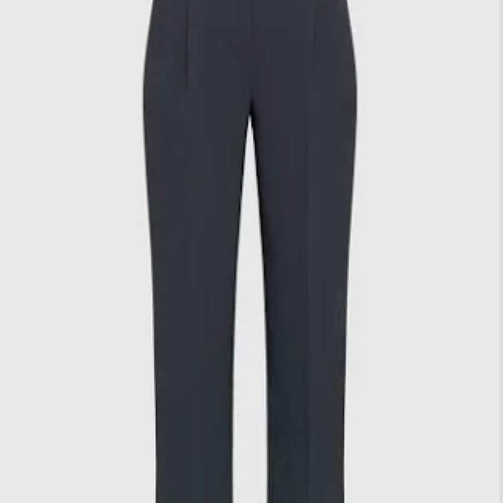 Aritzia Effortless Pant Crepette in Navy, Size 8